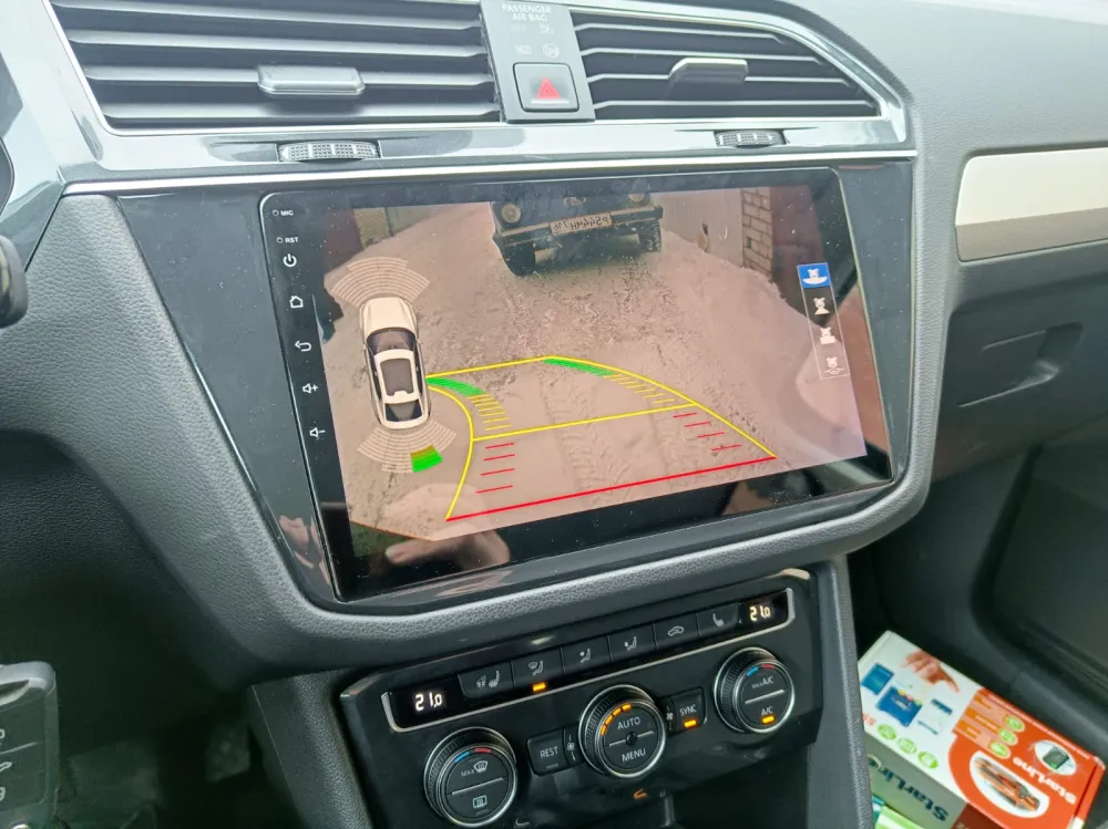������ ������� ���� Renault Logan AHD720P/NTFS