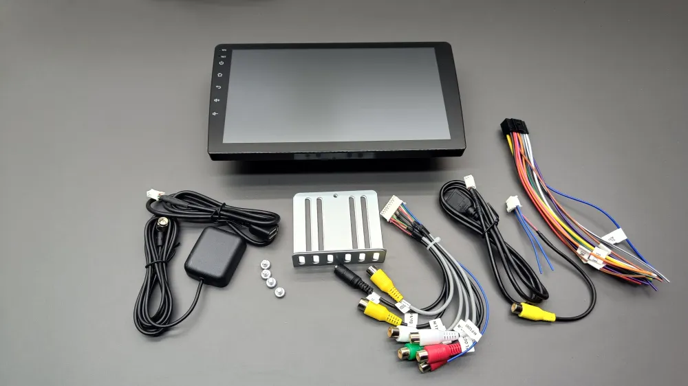 ��������� Android 9 ����� 2+32 9212 IPS 1280*720 QN8035+RDS