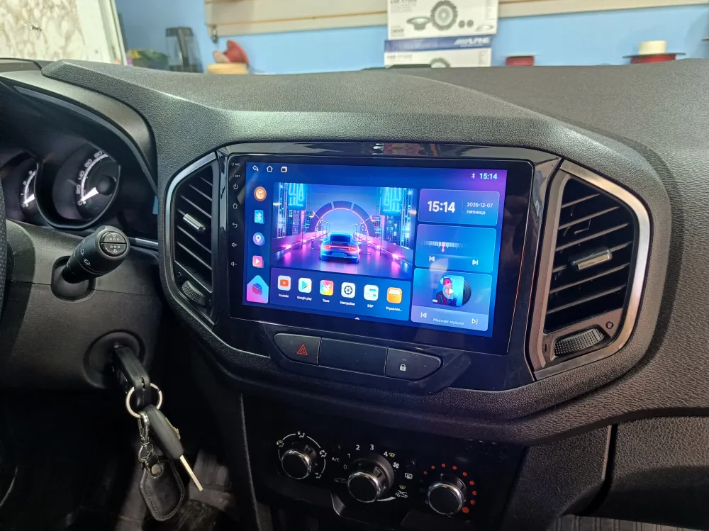 ��������� Lada XRAY TS10 4+32 IPS