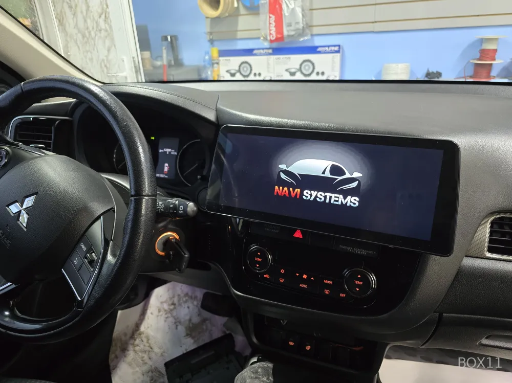 ��������� Mitsubishi Outlander 3 LUX7862 12,3 �����