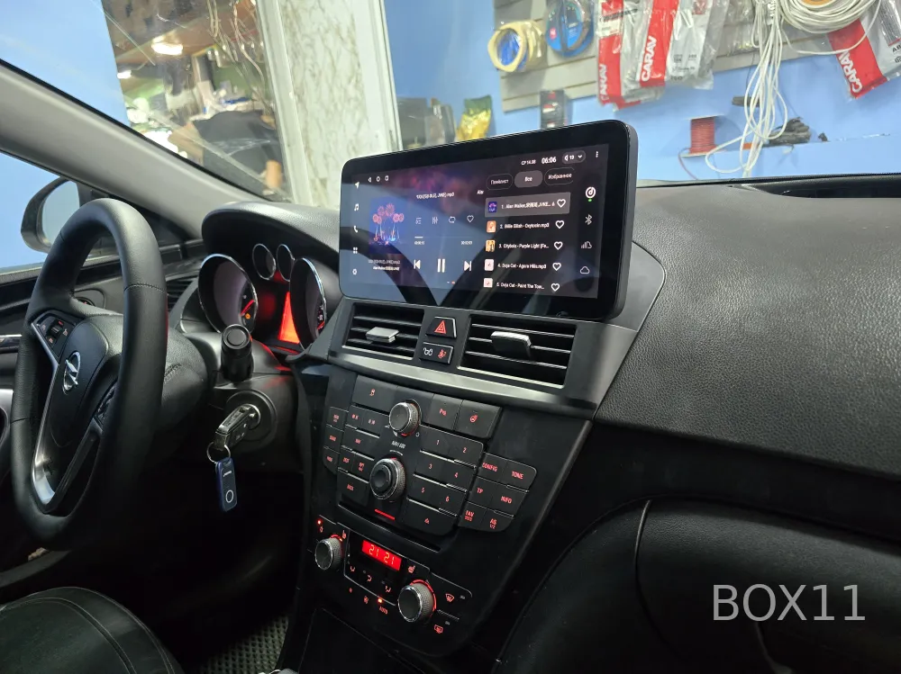 ��������� Opel Insignia TS10 6+128