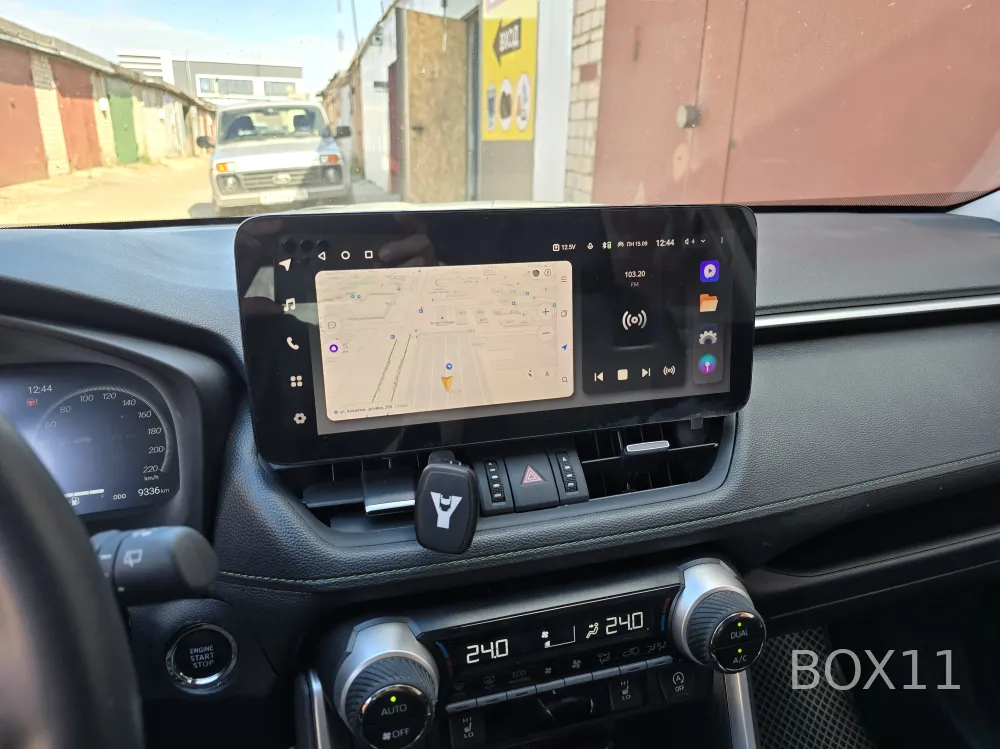 ��������� Toyota RAV 4 18+ Teyes Lux One 6+128