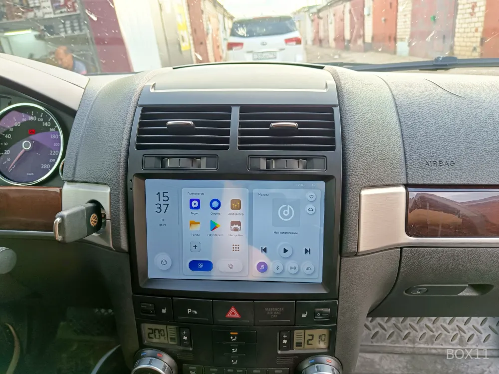 ��������� Volkswagen Tuareg Teyes CC2L 2+32 