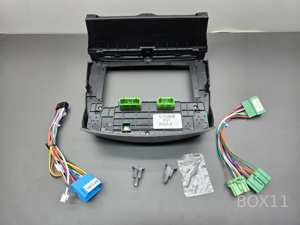 ���������� ����� Honda Accord 7 2002 - 2008 (� ������ �������) 10.1*