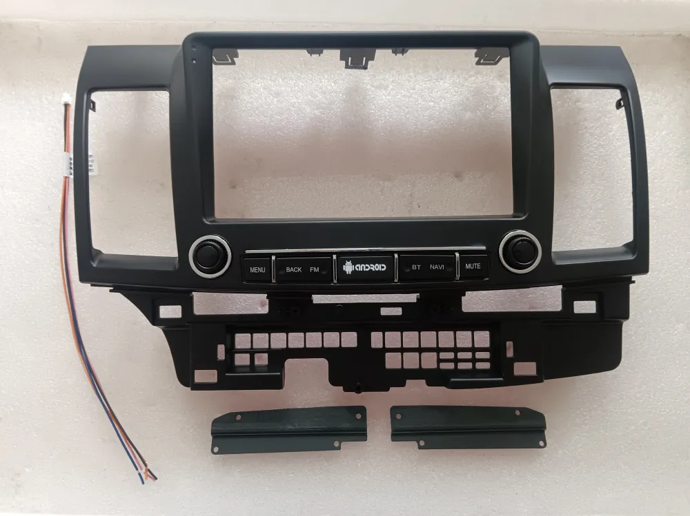 ���������� ����� Mitsubishi Lanser 10 �� 9* 22-2020 � ��������