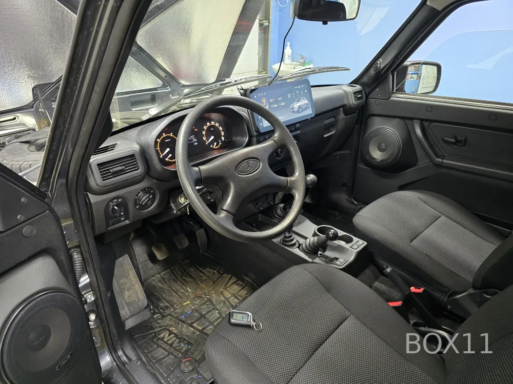 ��������� ����� ��� ������� Lada 4x4 Urban (3 �����), (� 2020 �. �.)