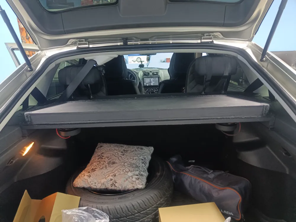 ����� LADA GRANTA (��� �������) (�������)